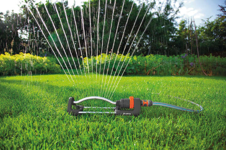 GARDENA Viereckregner Aqua S 18700-32